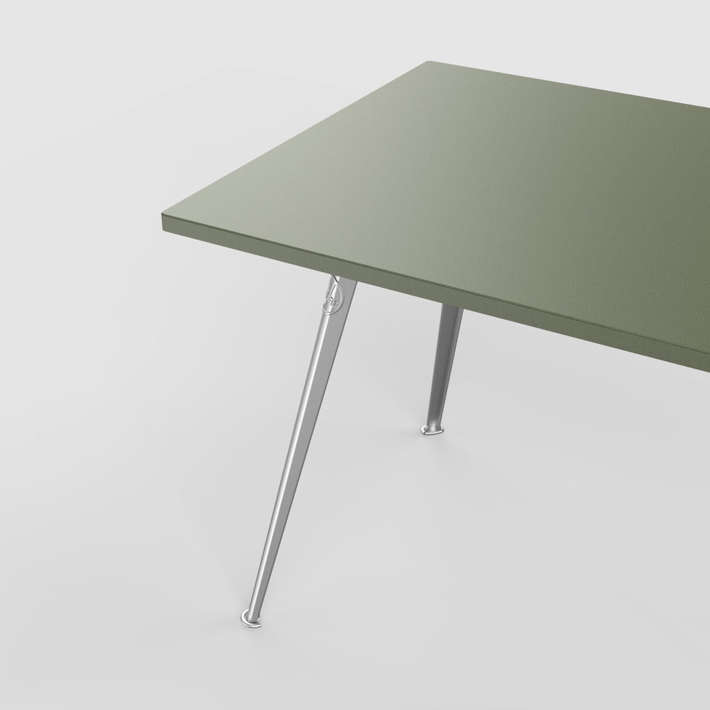 Tisch – Modell T2