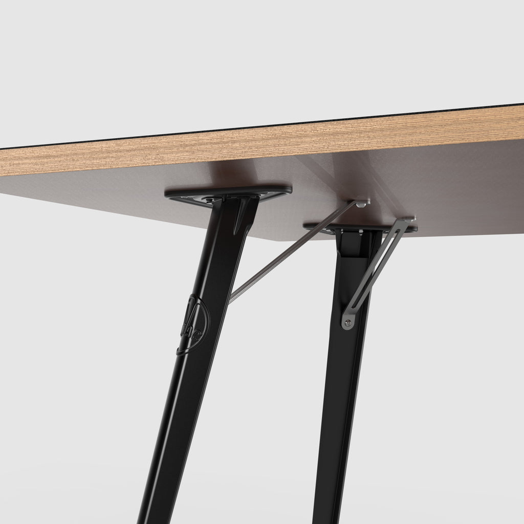 Tisch – Modell T2